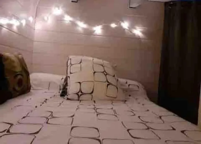 Jolie Chartreuse Avec Jardin Prive شقة تولوز