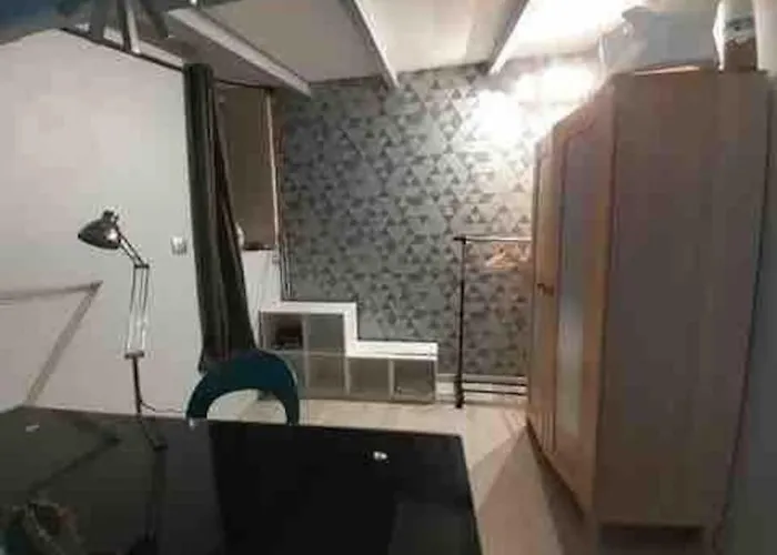 Апартаменты Jolie Chartreuse Avec Jardin Prive *